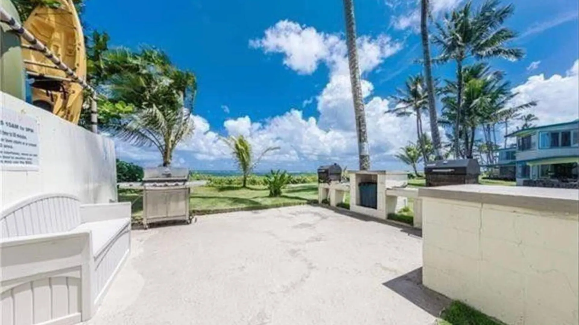 Pats At Punalu'U - Beachfront Condo 7 Hau'ula Holiday home